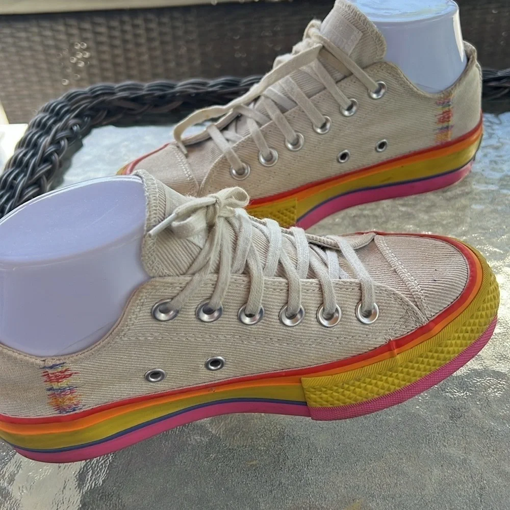 Converse Chuck Taylor All Star Low Top Rainbow Platform Sneaker Summer 5.5